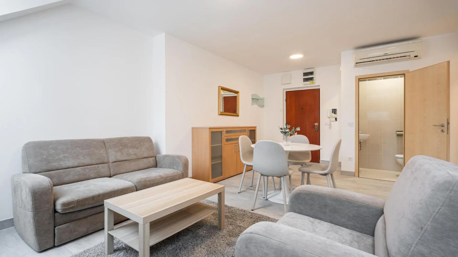 D16 - Gozsdu Garden Residence - Best Location By Bqa Budapest Apartment