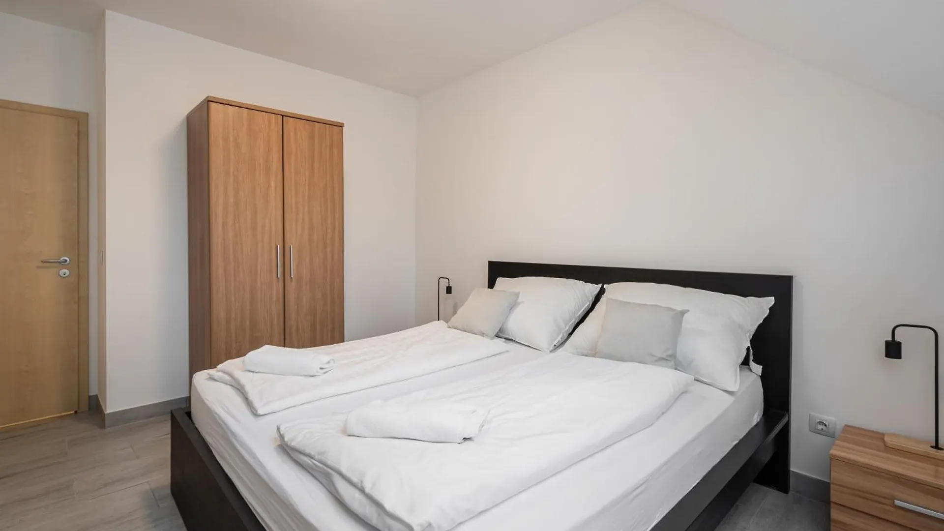 D16 - Gozsdu Garden Residence - Best Location By Bqa Budapest Apartment
